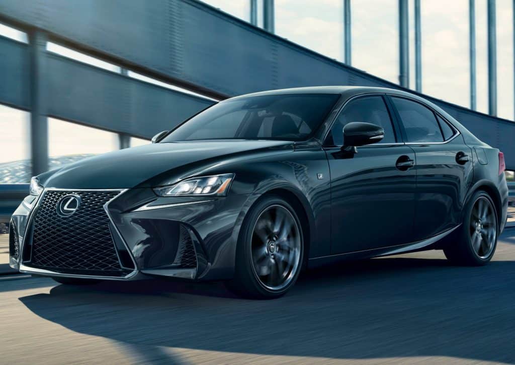 لكزس IS 300 F Sport 2019 تفاجئنا بنسخة Black Line الخاصة