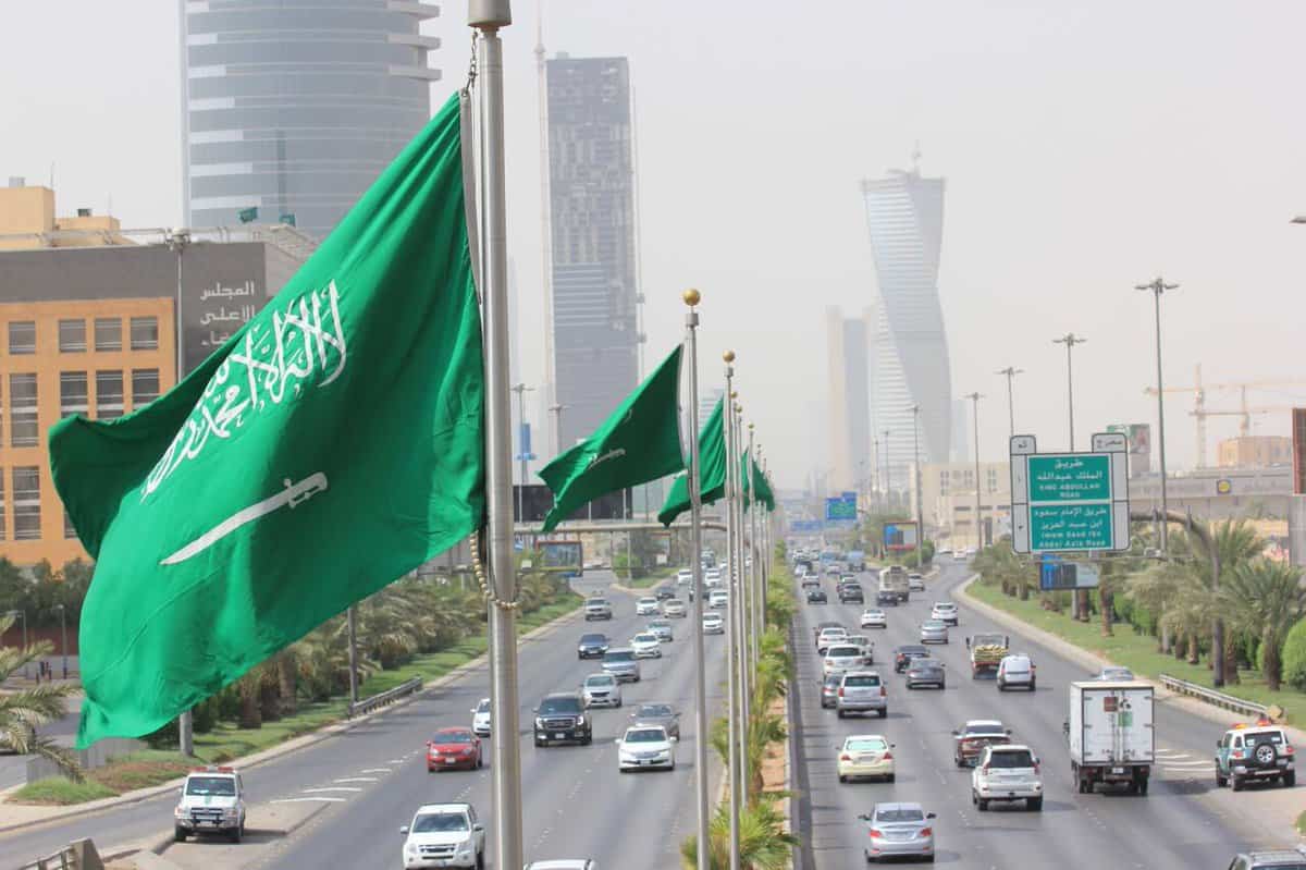 المرور السعودي يؤكد ضرورة وجود تأمين لكل سيارة من المشترين