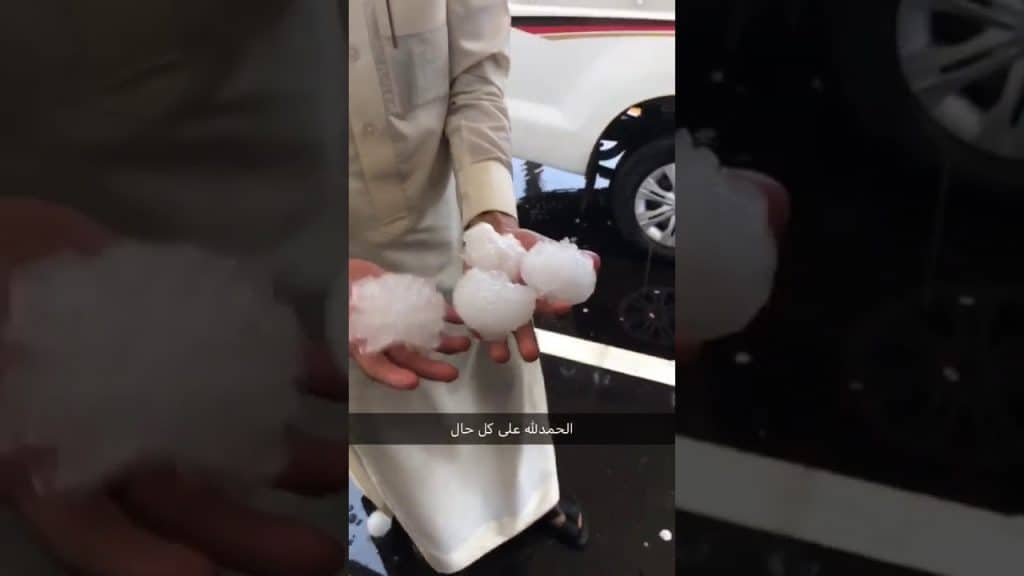 تحذيرات لسائقي السيارات في السعودية من ضربات البرد