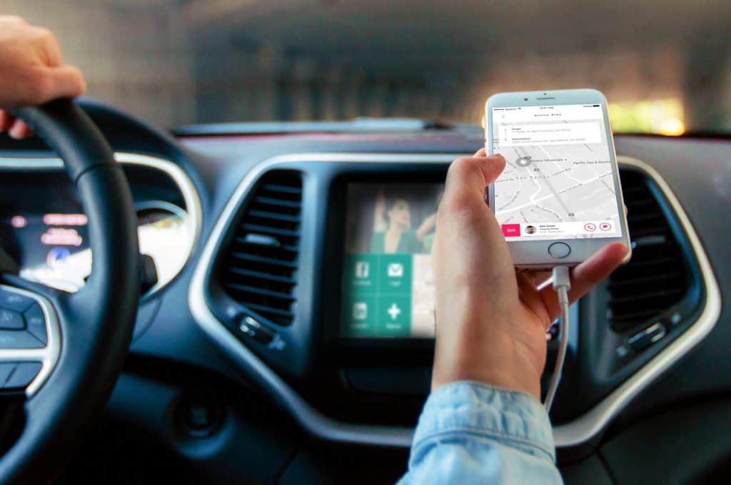 زيادة الانفاق على خدمات النقل التشاركية في السعودية والامارات