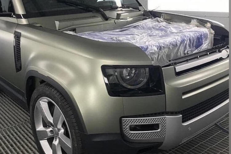 كشف معلومات عن لاندروفر ديفندر الجديدة قبل تقديمها