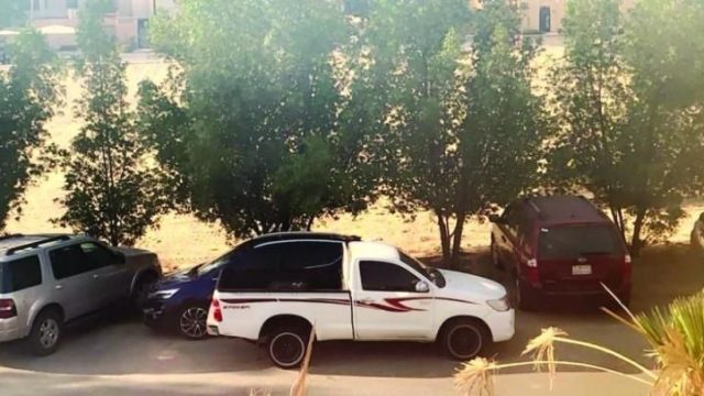 مقاضاة سعودي لاحتجازه سيارة سيدة وصدمها لرفضه قيادتها لها