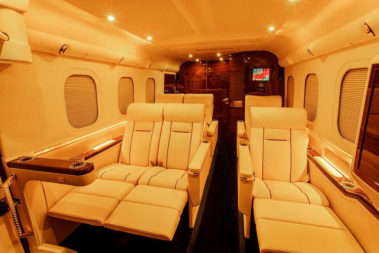 Lexani تحول فورد F550 الي ما يشبه الطائرة الفاخرة