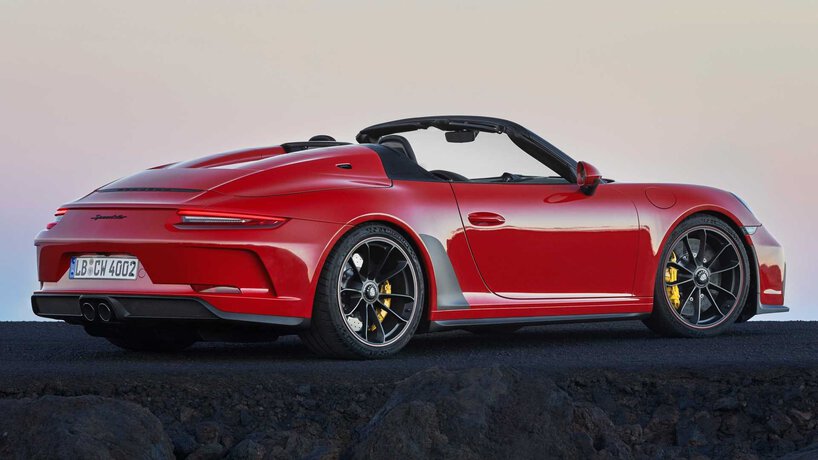 2019-porsche-911-speedster.jpg