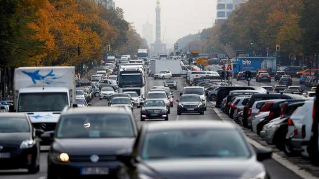 وكلاء السيارات تؤكد أن قلة مضخات الديزل تعوق انتشار سيارات الديزل في السعودية