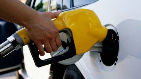 انخفاض أسعار الوقود في الامارات لشهر سبتمبر