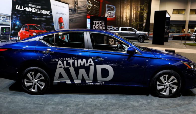 نيسان التيما 2019 رباعية الدفع هي الأفضل للقيادة الطويلة