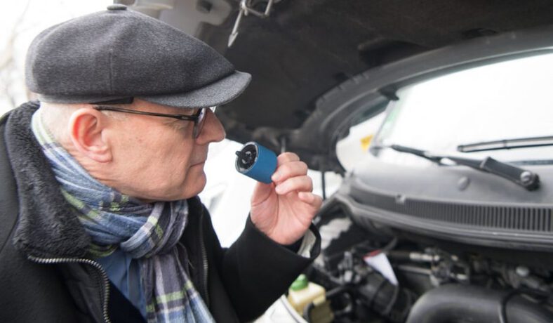 روائح السيارات السيئة … ما الذي تعنيه؟