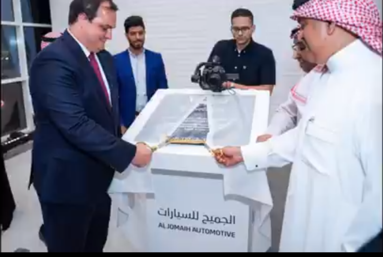 افتتاح معرض جديد لكاديلاك في طريق المدينة بالسعودية