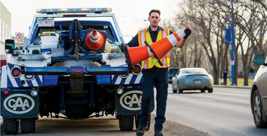 معلومات هامة يجب أن تعرفها عن شاحنات سحب السيارات