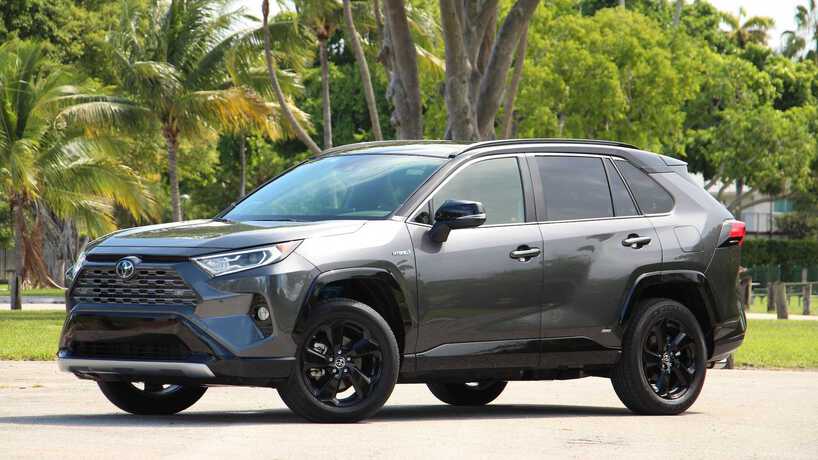 مراجعة تويوتا راف فور 2019 هايبرد .. مميزات وعيوب