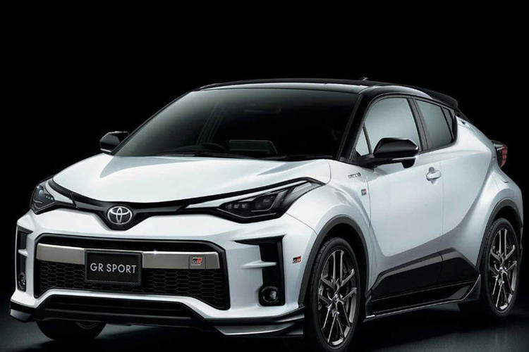 تويوتا تعطي CH-R تعديل رياضي مميز مع باقة GR