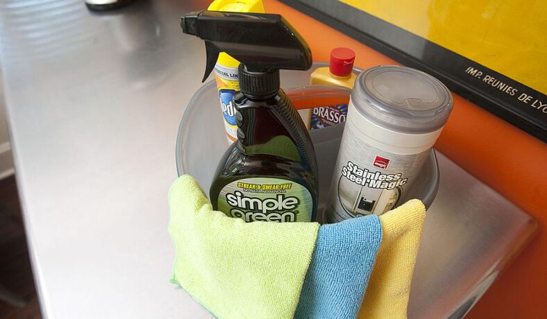 شمع السيارات بالمغاسل .. هل يستحق الشراء؟