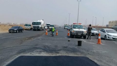 محافظة جدة تطلق حملة رقابة على السيارات المخالفة للتوقف