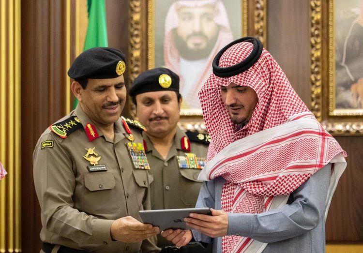 وزير الداخلية السعودي يطلق 4 خدمات مرورية جديدة على “أبشر”