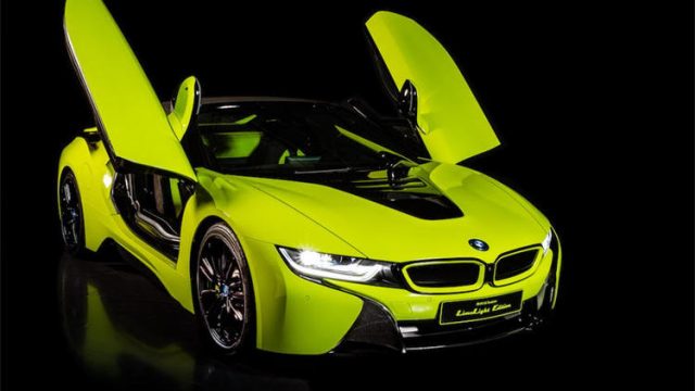 BMW i8 رودستر لايم لايت إديشن . . نسخة وحيدة من نوعها بفرش ألكانتارا كامل