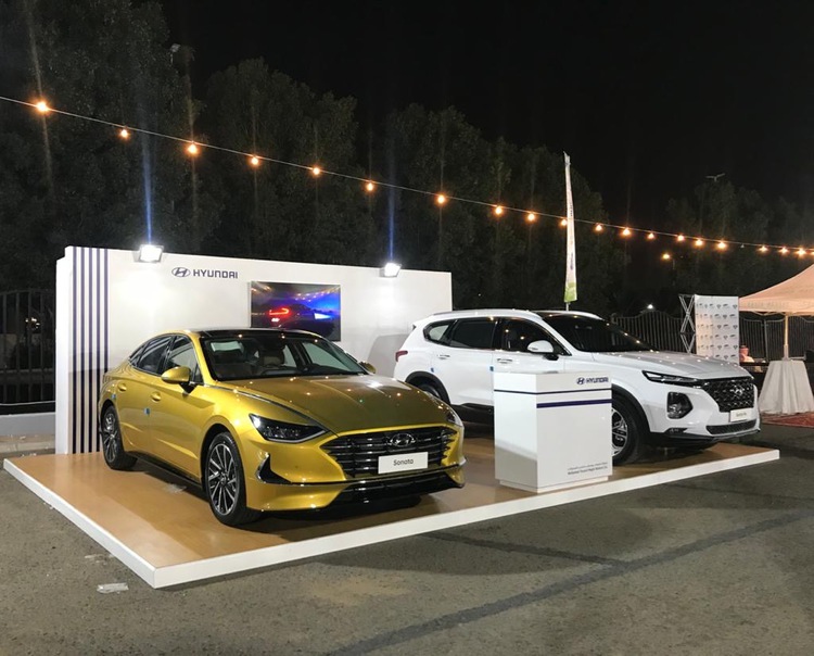 عروض على زيوت محركات هيونداي وعرض للسيارات في بسطة