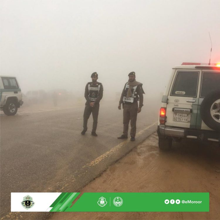 نصائح المرور السعودي للقيادة في موجات الغبار