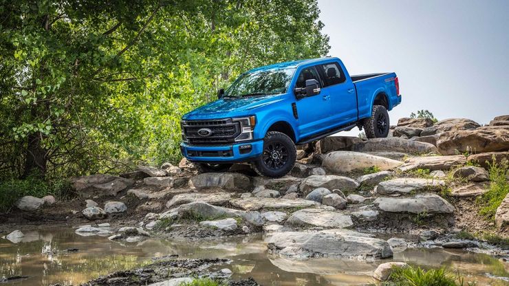 فورد F-250 تريمور