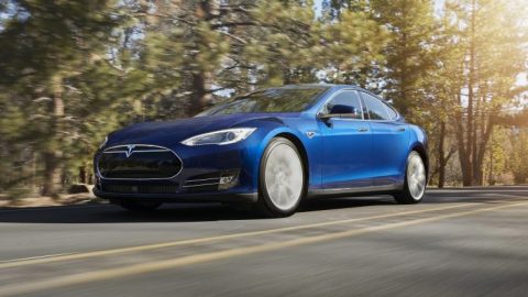تسلا Model S و Model X يحصلان على ميزة “Cheetah Stance” من أجل تحسين التسارع