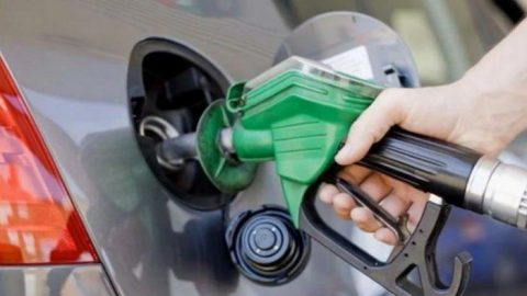 تراجع أسعار البنزين في السعودية بنسبة كبيرة في مايو