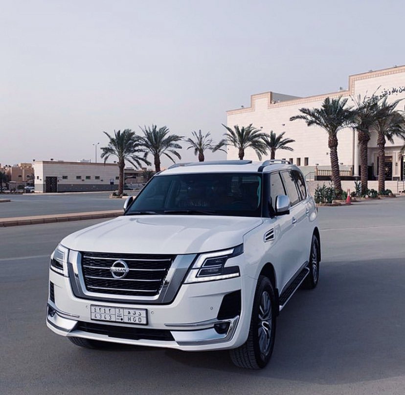 فيديو : سعودي يهدي والده نيسان باترول 2020