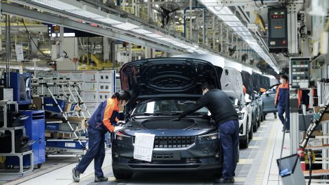 جيلي تخطط لمصنع سيارات كهربائية جديد لبولستار في الصين