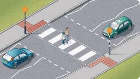 تعليمات المرور السعودي لعبور الطرق بشكل آمن للمشاة