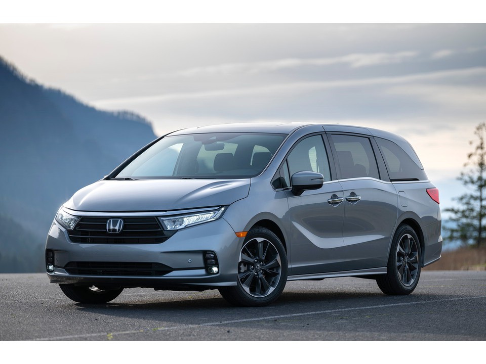 مراجعة هوندا اوديسي 2021 .. عصر الميني فان لم ينتهي بعد