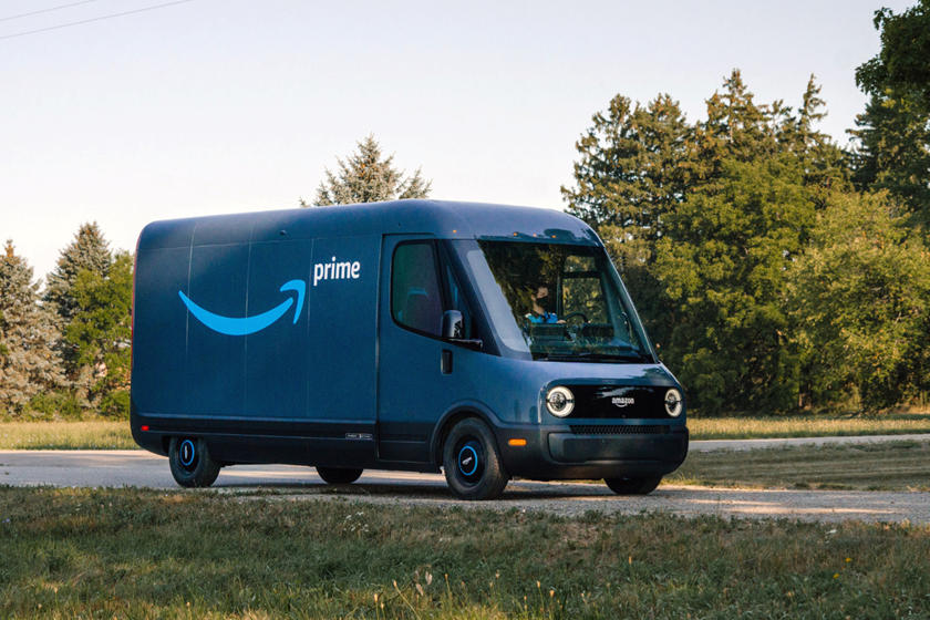 شاحنات توصيل الطلبات الخاصة بأمازون من علامة ريفيان تبدأ عملها