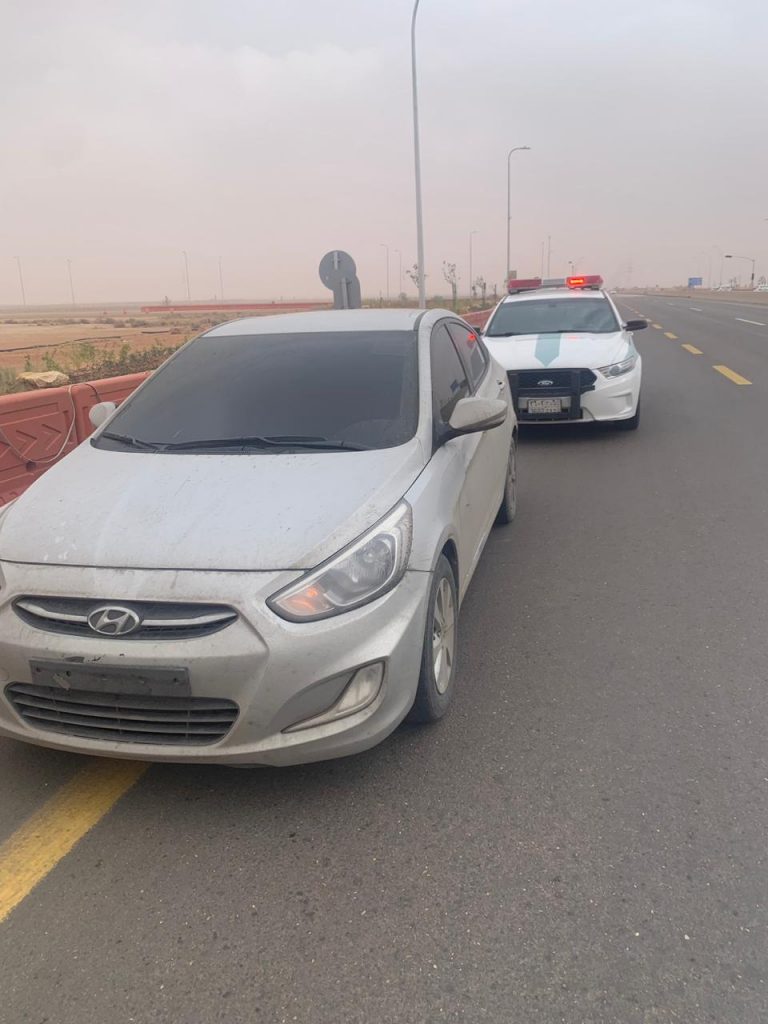 المرور يعلن فتح الطرق في مكة بعد إزالة آثار الأمطار