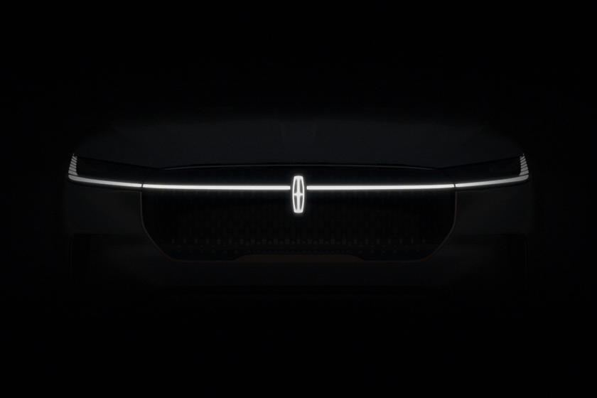 لينكولن أحدث الشركات التي تلتزم بالسيارات الكهربائية