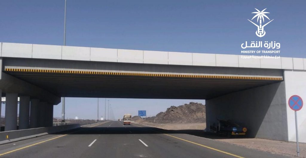 النقل تعلن انجازاتها بالطرق السعودية في مايو 2021