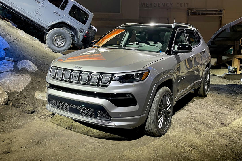 جيب كومباس 2022 تطرح في شيكاغو بتقنية جديدة وتصميم داخلي محدث