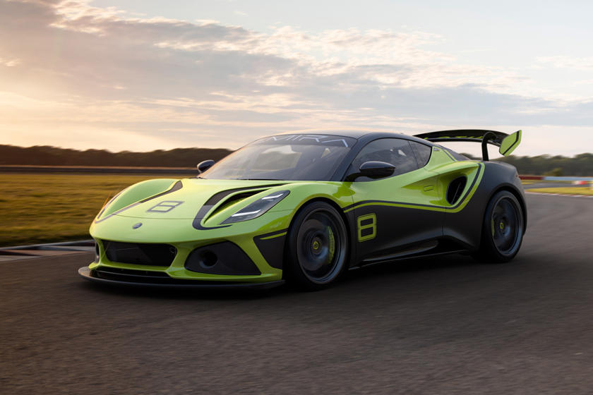 لوتس تقدم إميرا جي تي 4 الجديدة السباقية