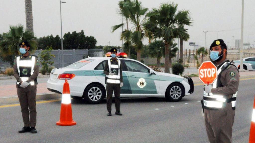 المرور السعودي يعلن ضبط 457 دراجة آلية و2993 مركبة مخالفة لأماكن توقف ذوي الاعاقة