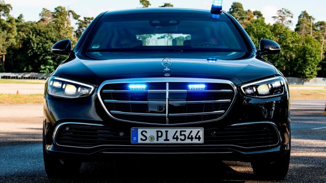 مرسيدس S680 Guard .. ليموزين مصفحة تواجه الانفجارات بطريقة جديدة