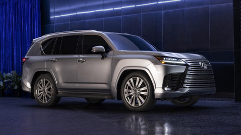 تعرفوا على سيارة لكزس LX 600 الجديدة لعام 2022