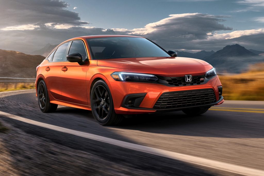 هوندا تكشف عن سيفيك Si 2022 الجديدة بقوة 200 حصان