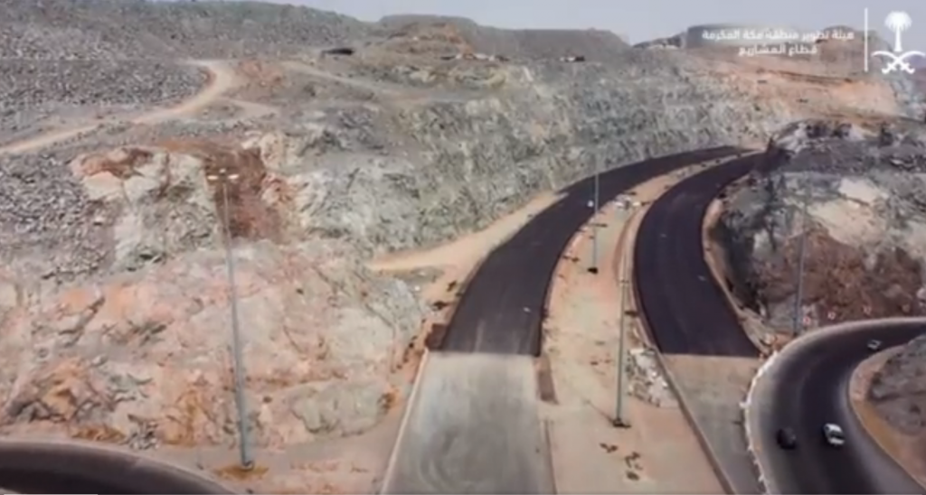 استكمال الجزء الثاني من الدائري الثالث بنسبة انجاز تفوق 82%