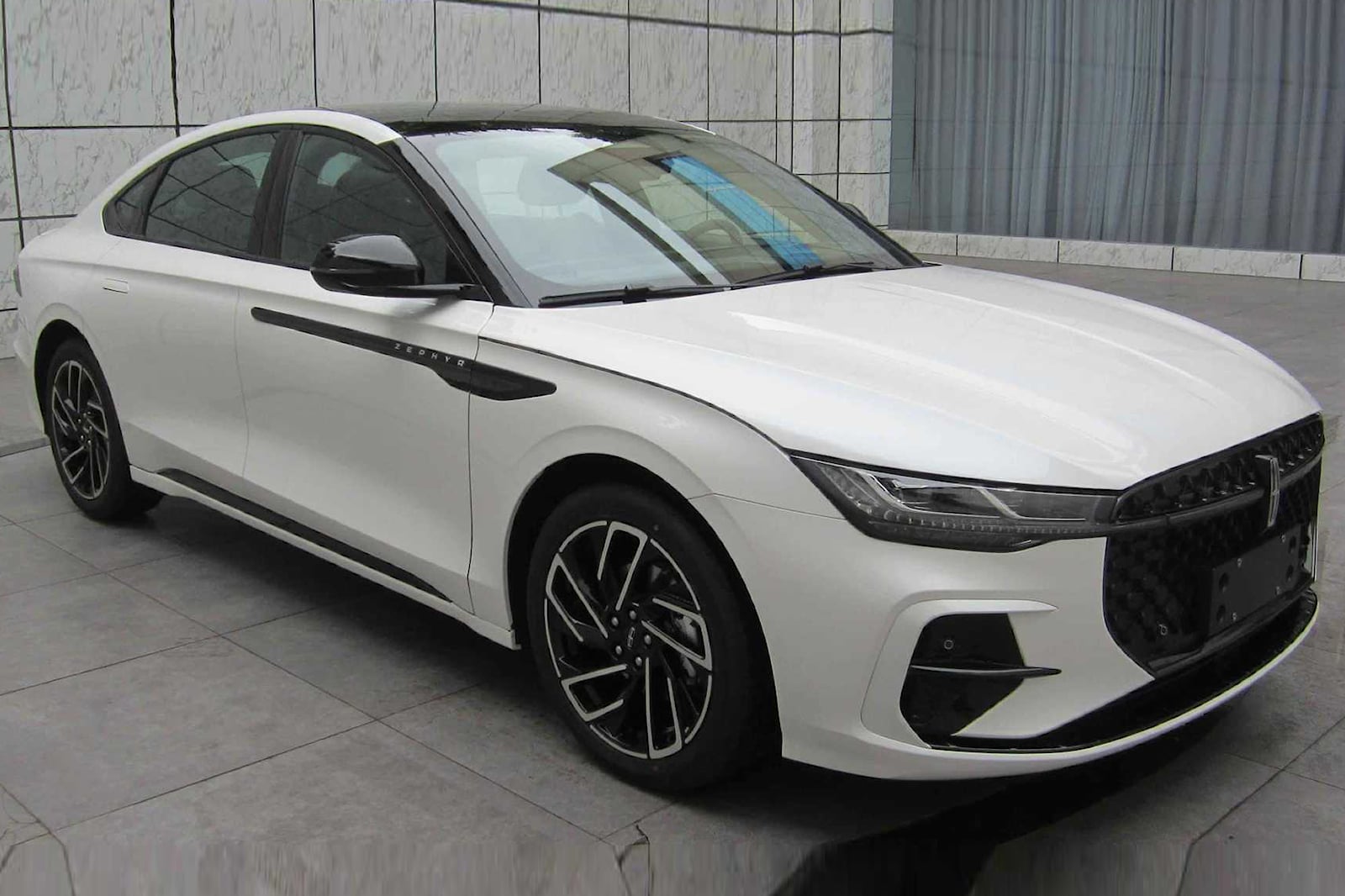 تسريب صور لموديل لينكولن زفير من الصين