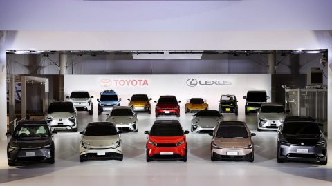 تويوتا ولكزس تكشفان عن 16 سيارة كهربائية جديدة من أجل المستقبل