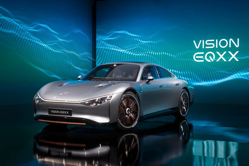 الكشف عن مرسيدس EQXX التجريبية بشاشة مقاس 47.5 بوصة ومدى 1000 كم