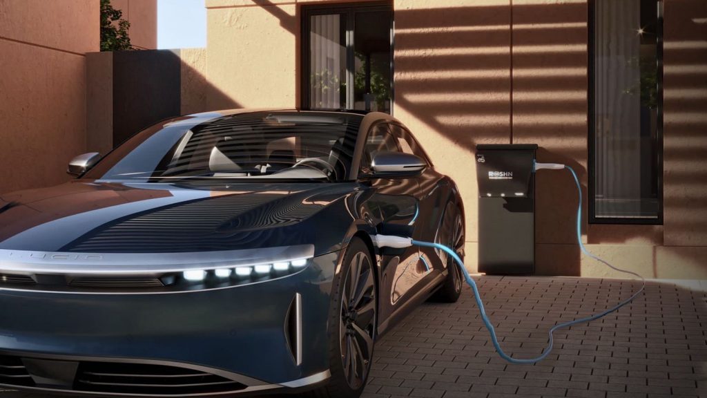 توفير شواحن سيارات كهربائية في مشروع روشن بالرياض