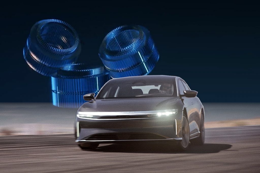 لوسيد تطلق حملة تشويقية لنسخة إير بثلاث محركات لمنافسة تسلا