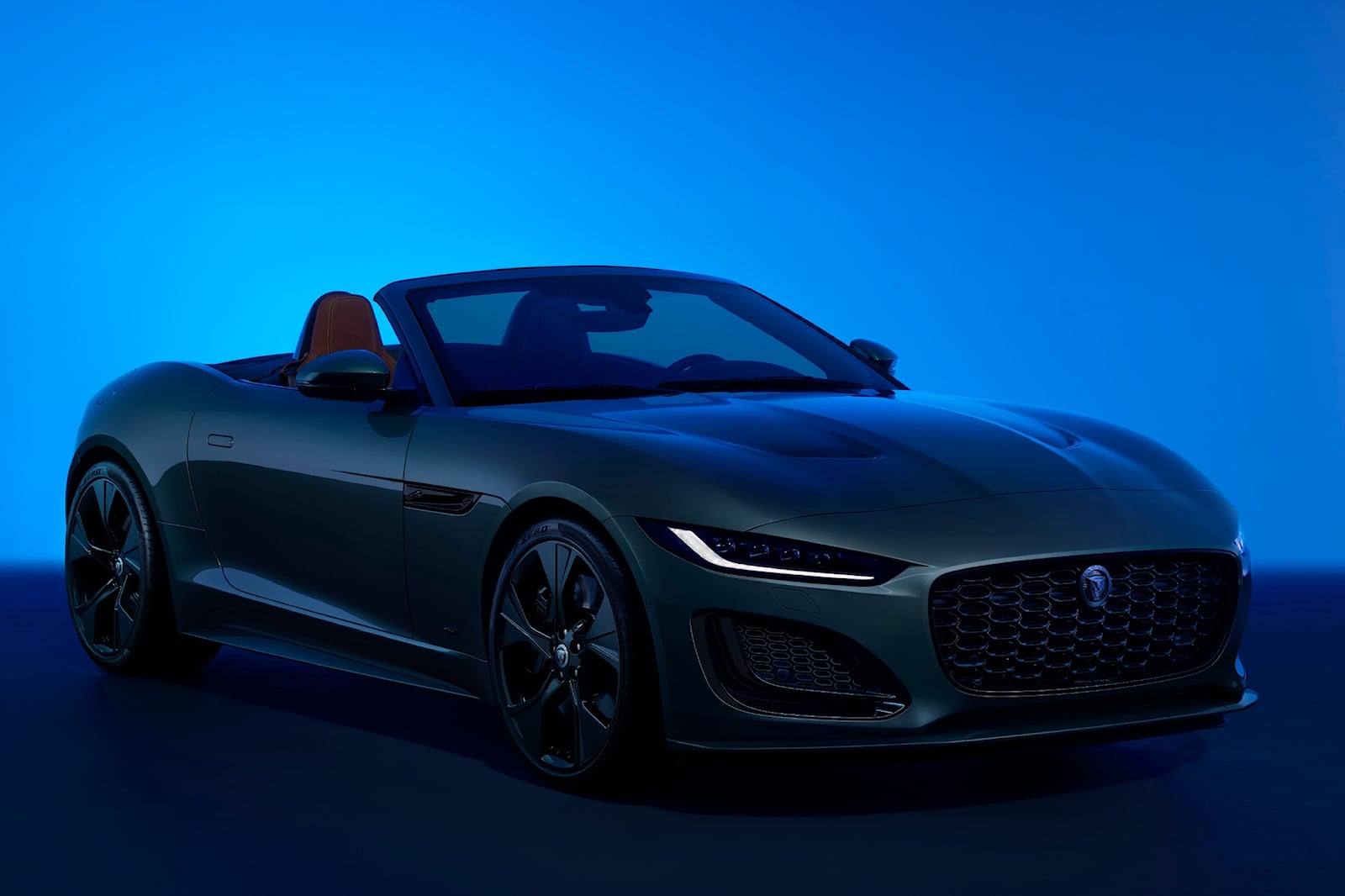 جاكوار إف تايب تحصل على اصدار خاص أخير