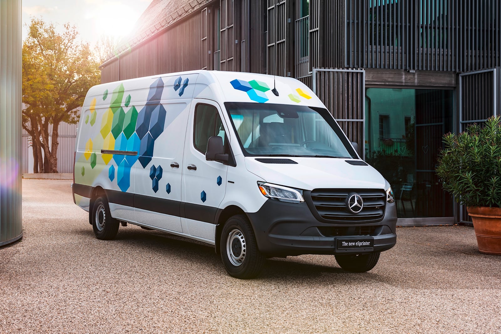 وصول مرسيدس إي سبرينتر الكهربائية لمنافسة فورد إي ترانزيت