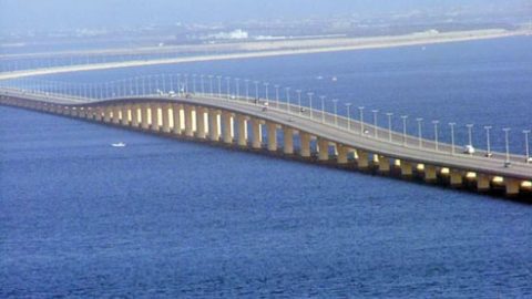 إعلان معدل الحركة المرورية على جسر الملك فهد خلال الأجازة المطول