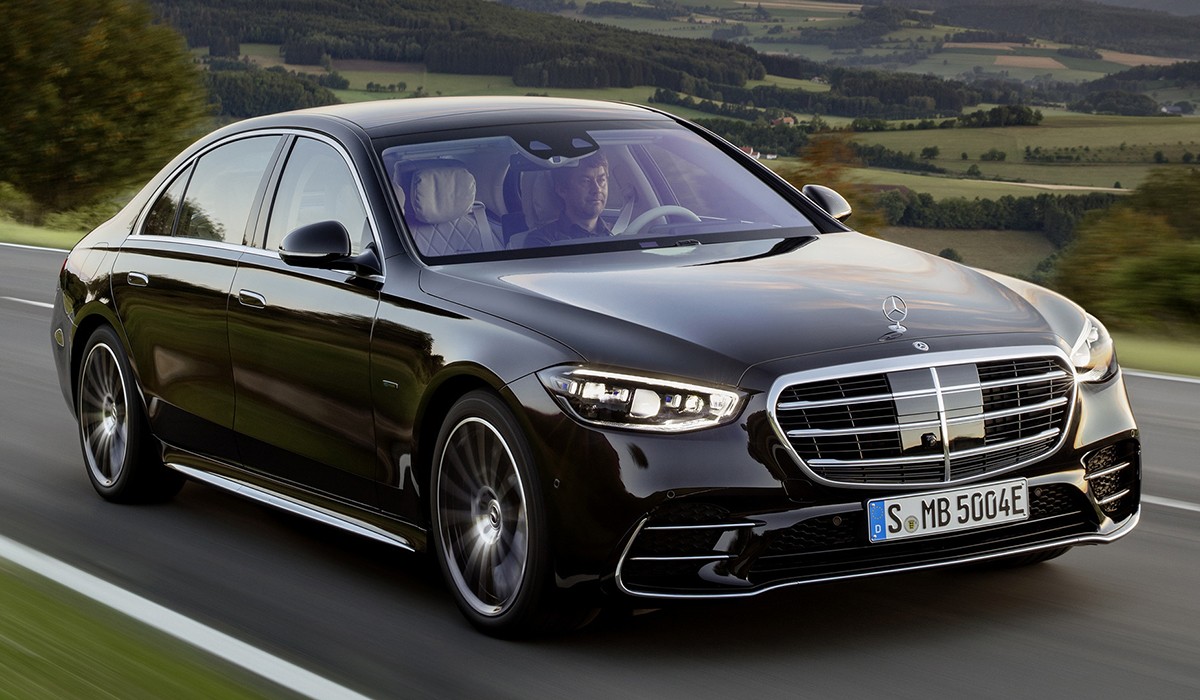مراجعة مرسيدس S-Class 2023: المواصفات والمميزات والأسعار