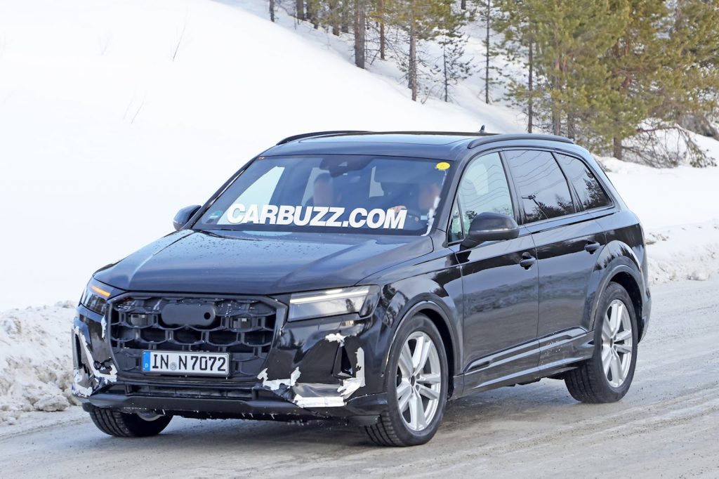 أودى Q7 الجديدة تظهر في صور تجسسية مجدداً واحتمالات تقديمها العام المقبل